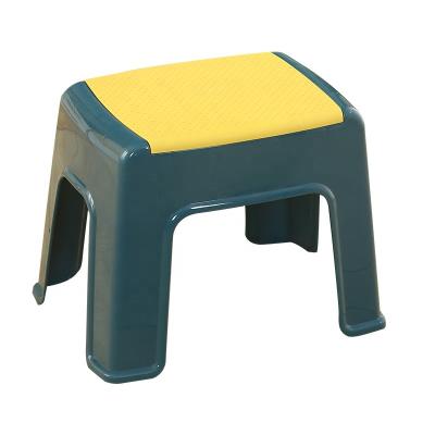 China Cheap Stackable Modern Stylish Lightweight Kindergarten Baby Plastic Step Stool Wholesale Stackable Small for sale