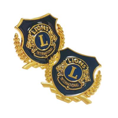 China Custom Enamel Metal Badges Engraved Name Badges Lion Club Lapel Pin for sale