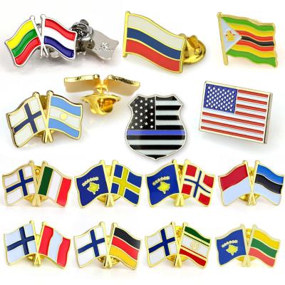 China Zwakke emaljes metalen pin badges aangepaste landvlag pin badge Te koop