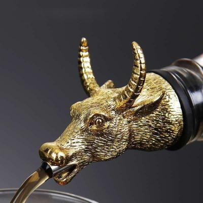 China Custom Metal Wine Bottle Pourer Animal Shape Zinc Alloy Material for sale