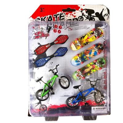 China 8 Pcs Plastic Custom Complete Finger Skateboard Finger Bikes Finger Toys For Children Kids for sale