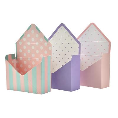 China Single & custom flat shipping gift surprise factory envelope packaging flower paper box for sale