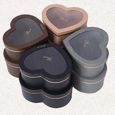 China Custom Recyclable Wholesale Hot Sale Gift Packaging Flower Heart Shaped Box With PVC Window for sale