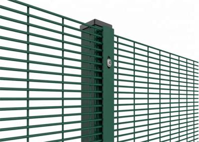 China Giant Shuttle Green Wire Mesh Fence Welded 358 Security Fence for sale