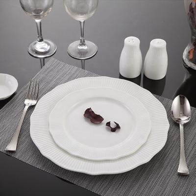 China P&T Eco-friendly Royal Wares Dinner Set Bone China White Ceramic Dinnerware Dish For Hotel/Restaurant for sale