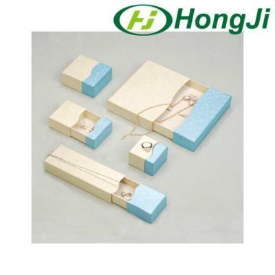 China Handmade Jewelry Packaging Cardboard Paper Box Bracelet Earrings Gift Box for sale