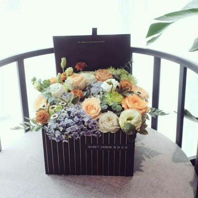 China Recycled Materials Wholesale Box Luxury Square Flower Foldable Paper Flower Box for sale